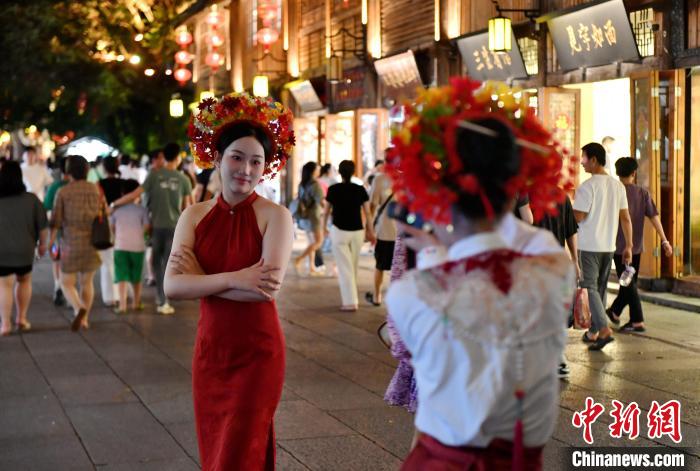 夏夜福州旅拍热