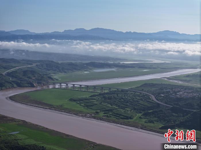 河南三门峡：夏日黄河风光美